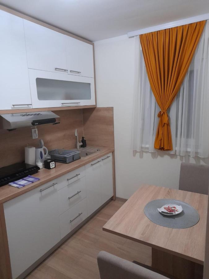 Apartmani Lotus Vrdnik Exterior foto