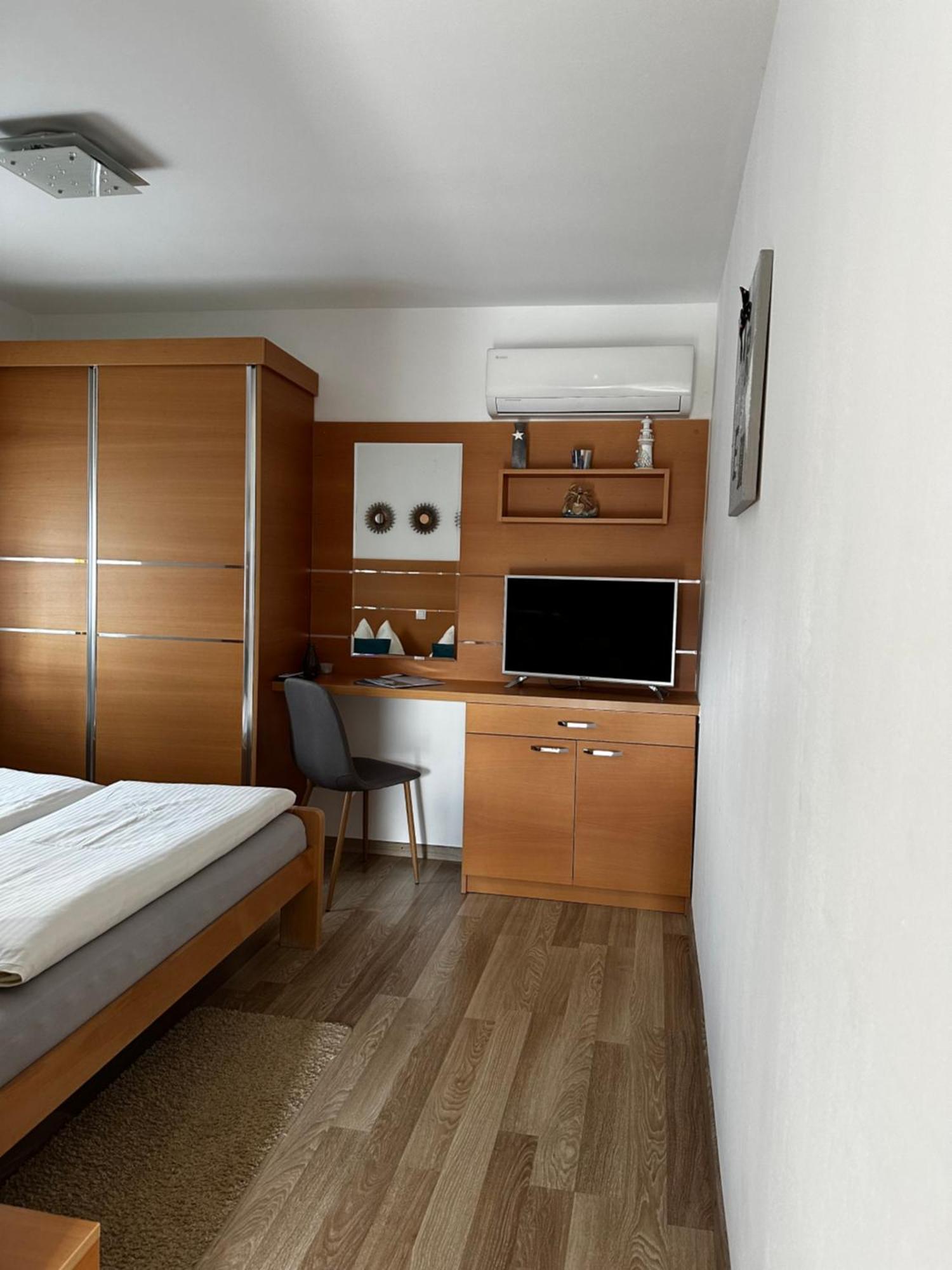 Apartmani Lotus Vrdnik Exterior foto